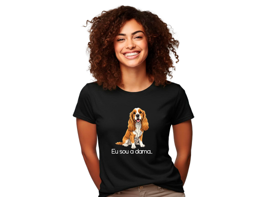 Camiseta Regular Premium Unissex "Eu sou a Dama"